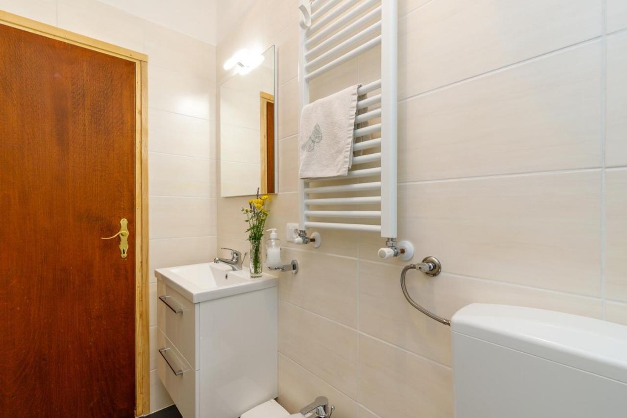 Apartments Vivijana Rabac Exterior foto